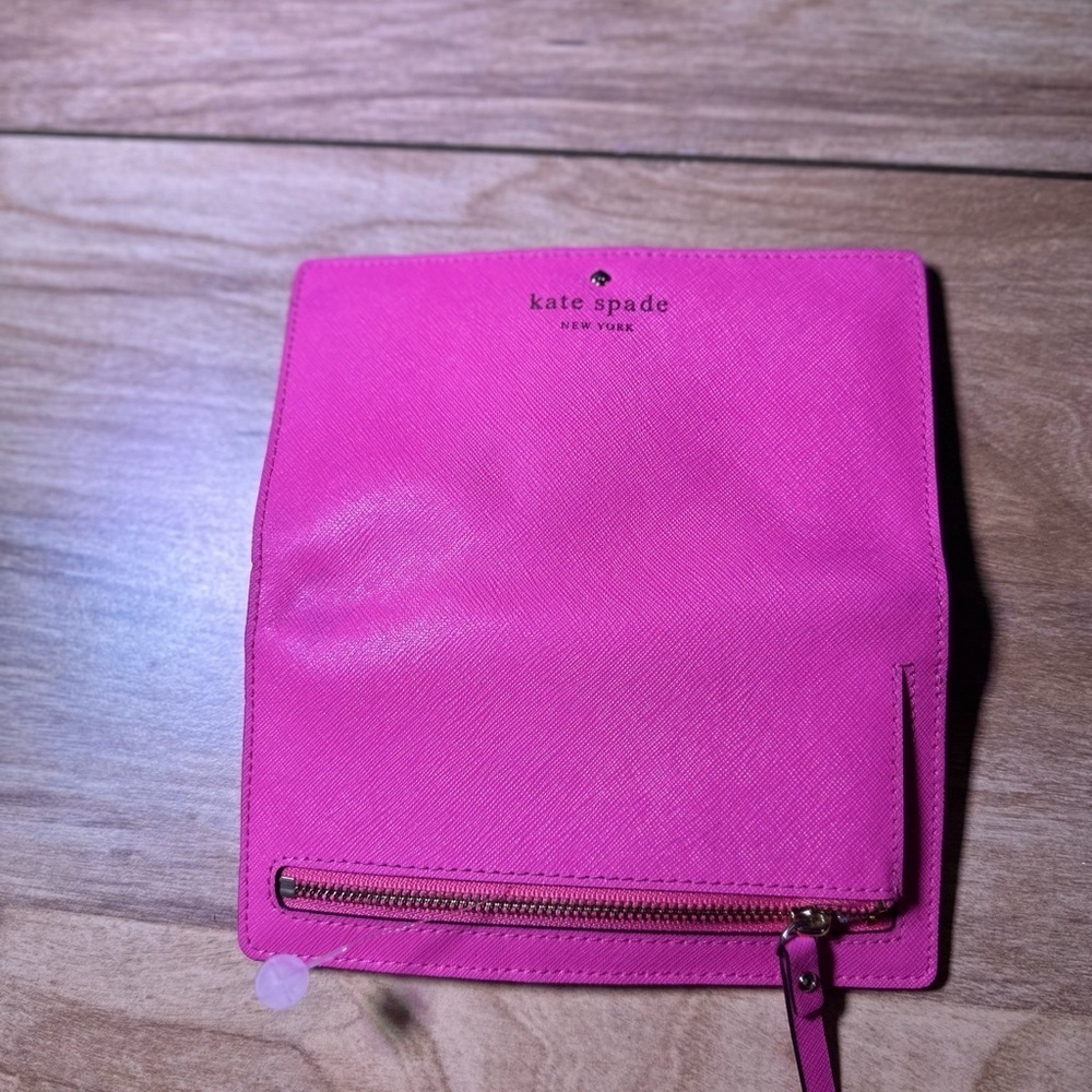 Kate Spade Vibrant Pink Wallet - Picture 2 of 7